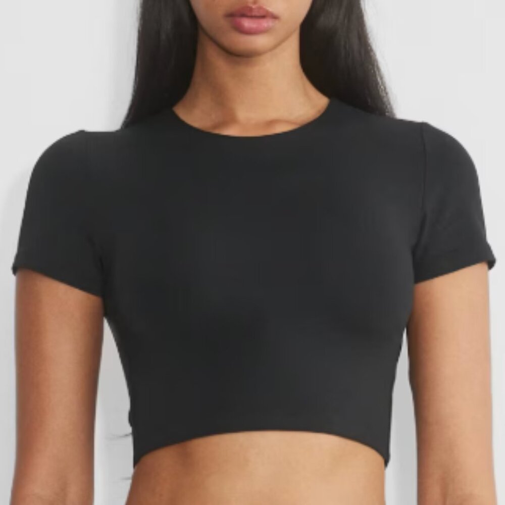 Aritzia Black Short Sleeve Crop Top